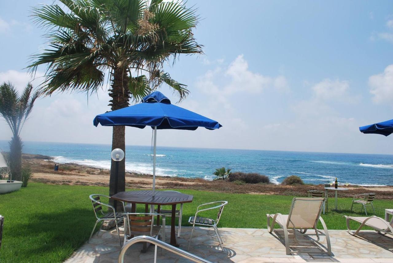 Sea Front Villa, Heated Private Pool, Amazing Location Paphos 323 Kissonerga Ngoại thất bức ảnh