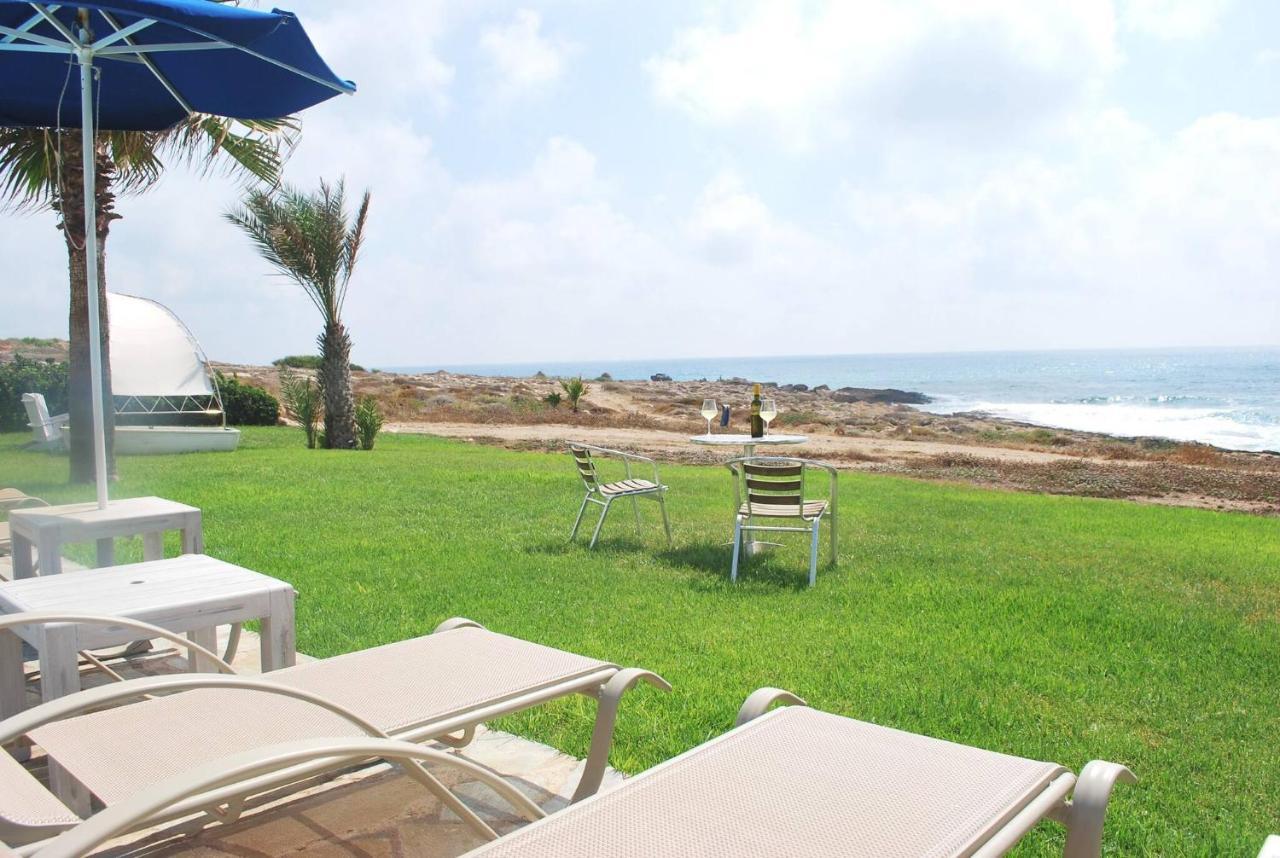 Sea Front Villa, Heated Private Pool, Amazing Location Paphos 323 Kissonerga Ngoại thất bức ảnh