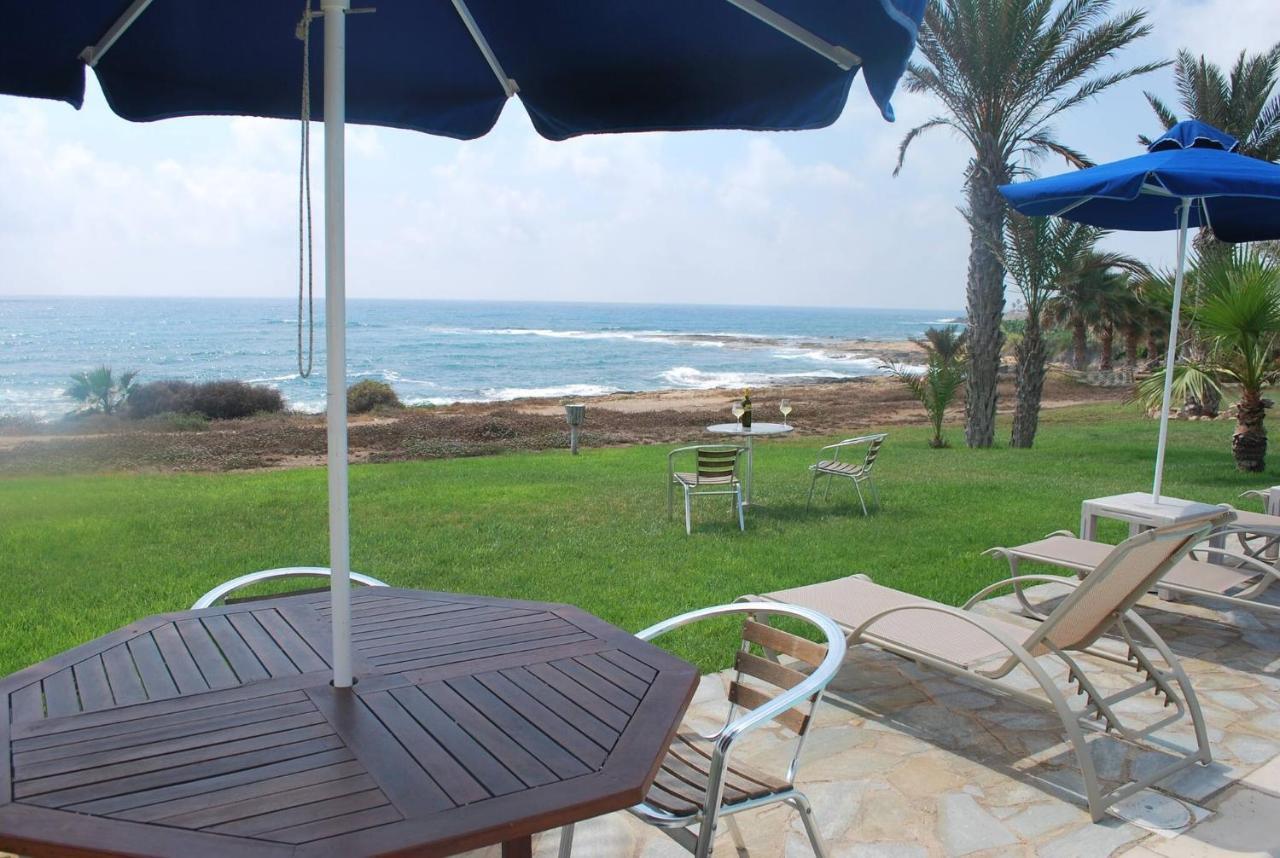 Sea Front Villa, Heated Private Pool, Amazing Location Paphos 323 Kissonerga Ngoại thất bức ảnh
