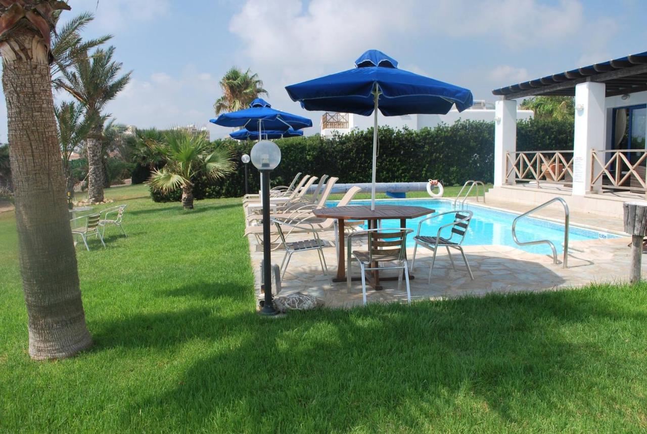Sea Front Villa, Heated Private Pool, Amazing Location Paphos 323 Kissonerga Ngoại thất bức ảnh