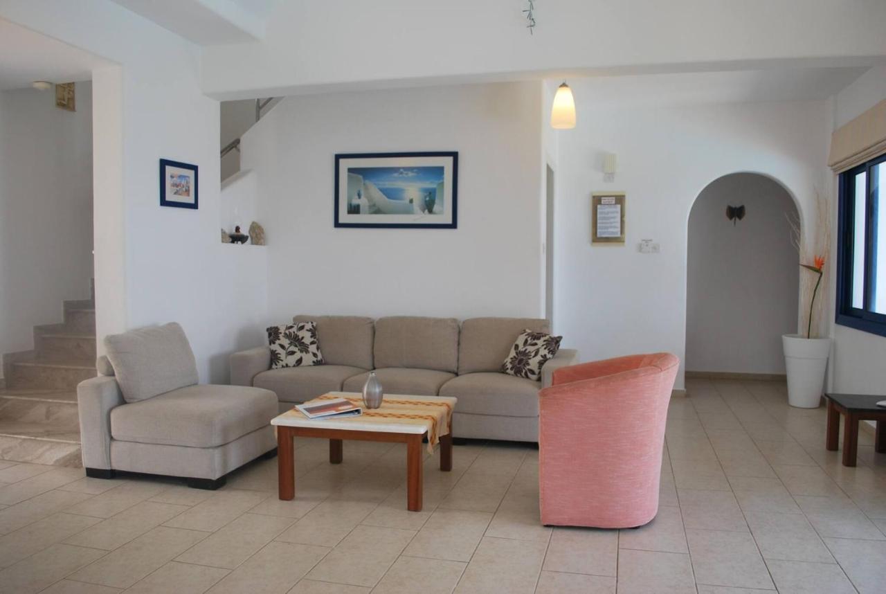Sea Front Villa, Heated Private Pool, Amazing Location Paphos 323 Kissonerga Ngoại thất bức ảnh